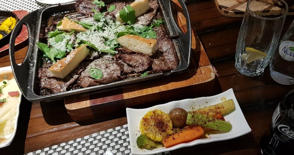 Best 10 Restaurants In Tabuk