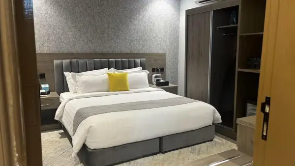 WS Hotel 6